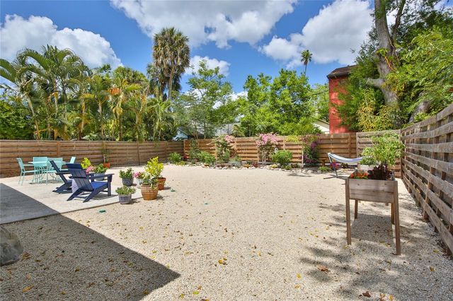 1681 8TH STREET, Sarasota, FL 34236