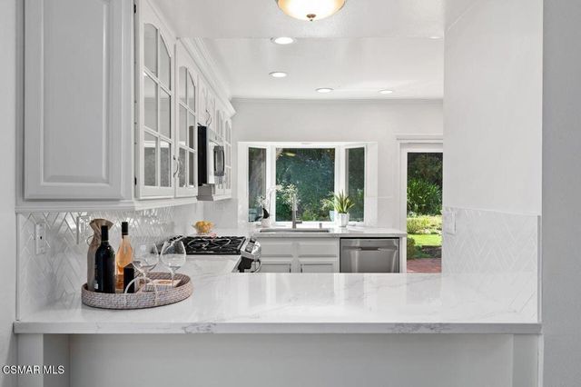 4227 Park Alisal, Calabasas, CA 91302