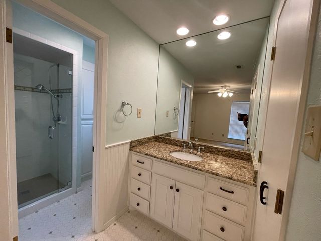 1905 Fox Hill Court, Arlington, TX 76015