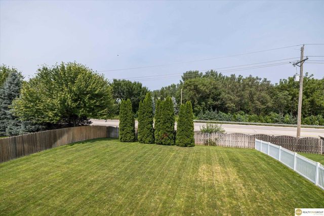 13502 Camden Avenue, Omaha, NE 68164