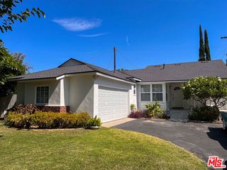 19917 Stagg Street, Winnetka (los Angeles), CA 91306