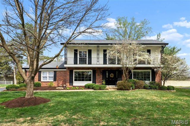 166 Saddleford Drive, Chesterfield, MO 63017