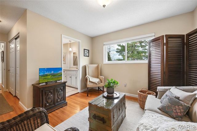 166 Saddleford Drive, Chesterfield, MO 63017