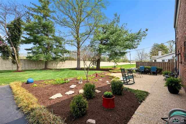 166 Saddleford Drive, Chesterfield, MO 63017