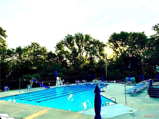 166 Saddleford Drive, Chesterfield, MO 63017