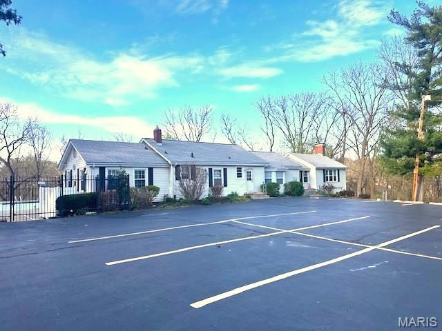 166 Saddleford Drive, Chesterfield, MO 63017