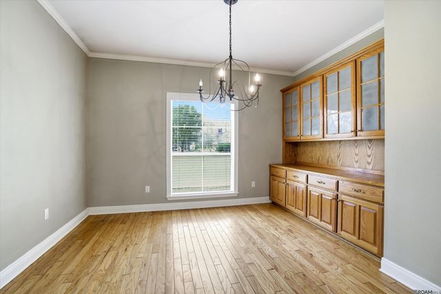 10375 Old Field Rd, St Francisville, LA 70775