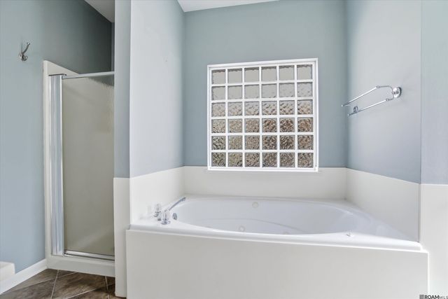 10375 Old Field Rd, St Francisville, LA 70775