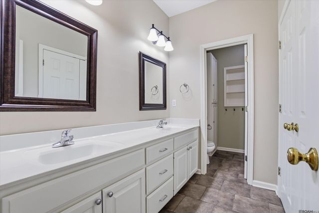 10375 Old Field Rd, St Francisville, LA 70775