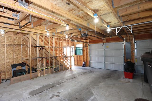 2125 Fairmont STREET, Manitowoc, WI 54220