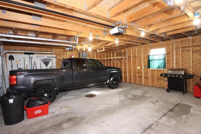 2125 Fairmont STREET, Manitowoc, WI 54220