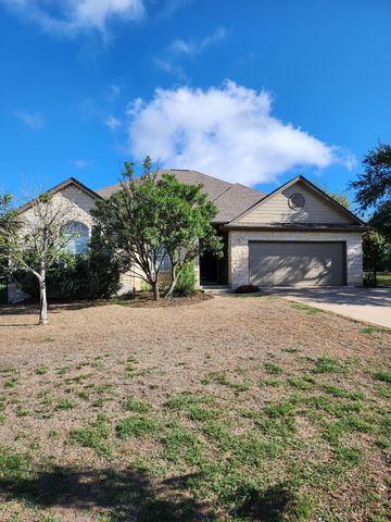 207 Meadows LN, Dripping Springs, TX 78620