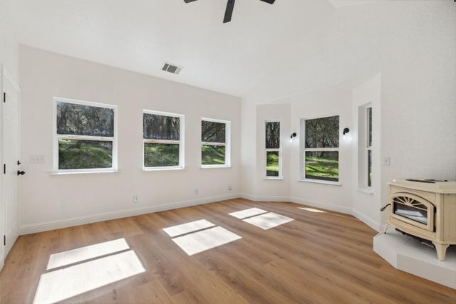 47684 Willow Pond Way, Coarsegold, CA 93614