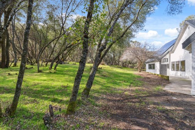 47684 Willow Pond Way, Coarsegold, CA 93614