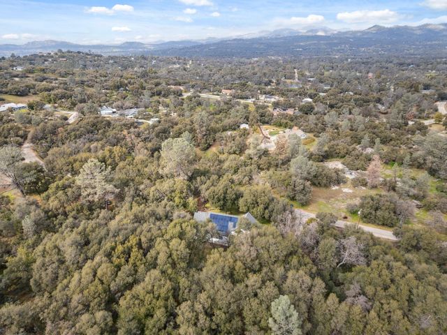 47684 Willow Pond Way, Coarsegold, CA 93614