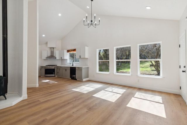 47684 Willow Pond Way, Coarsegold, CA 93614