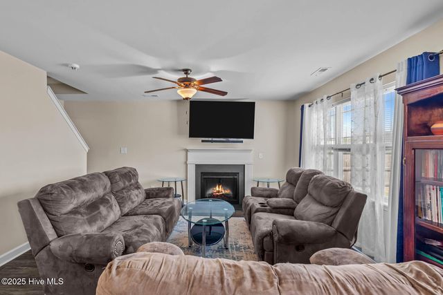 111 Barnhouse Road, Jacksonville, NC 28546