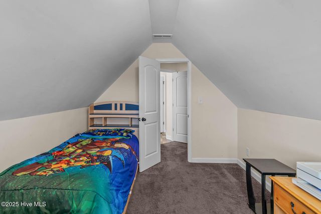 111 Barnhouse Road, Jacksonville, NC 28546