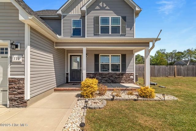 111 Barnhouse Road, Jacksonville, NC 28546