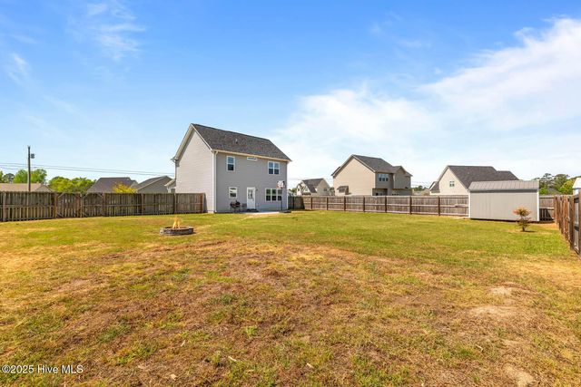 111 Barnhouse Road, Jacksonville, NC 28546