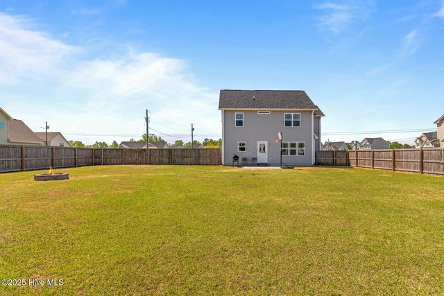 111 Barnhouse Road, Jacksonville, NC 28546