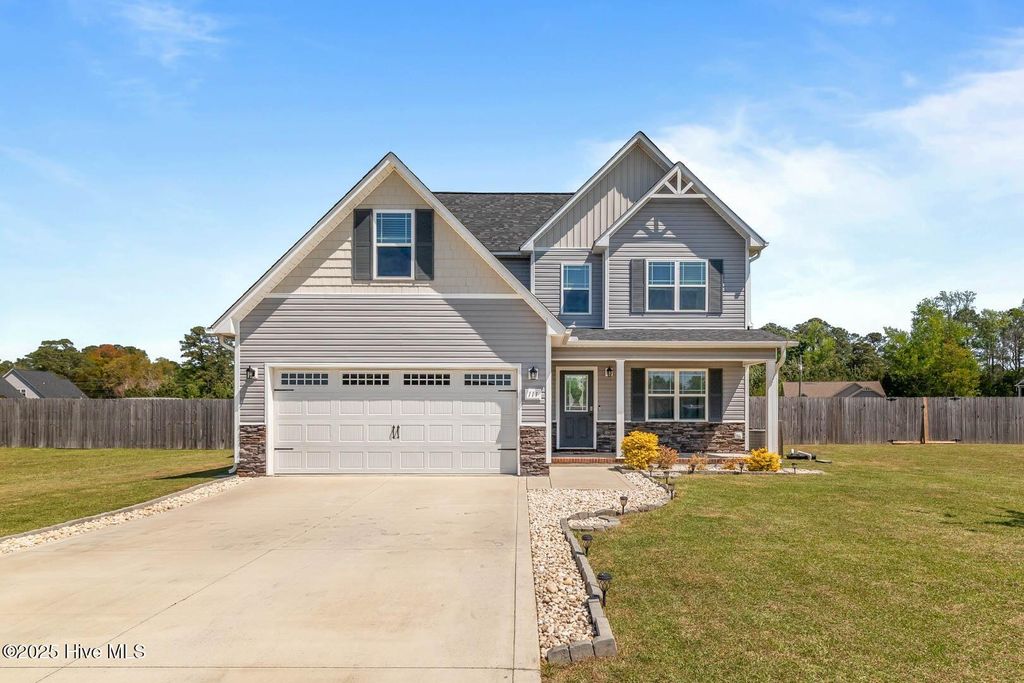 111 Barnhouse Road, Jacksonville, NC 28546