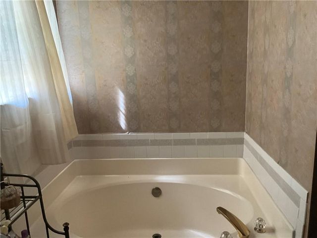 242 Pebble Creek Drive, Mcdonough, GA 30253