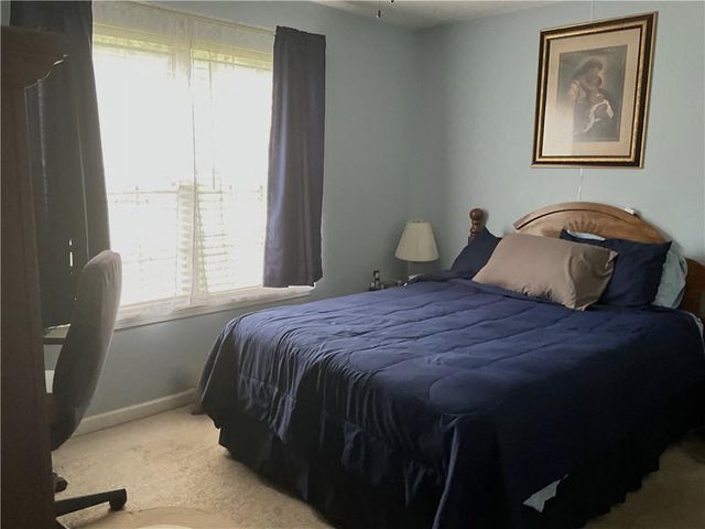 242 Pebble Creek Drive, Mcdonough, GA 30253