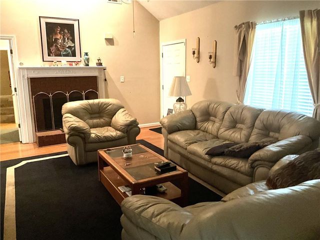 242 Pebble Creek Drive, Mcdonough, GA 30253