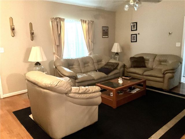 242 Pebble Creek Drive, Mcdonough, GA 30253