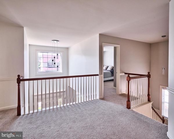 204 RIVERWOODS DR, New Hope, PA 18938