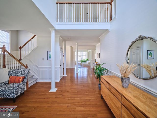 204 RIVERWOODS DR, New Hope, PA 18938