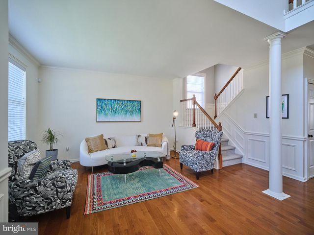 204 RIVERWOODS DR, New Hope, PA 18938