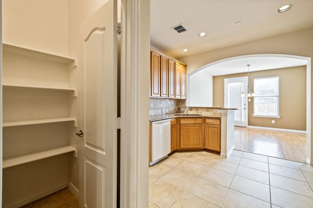 705 Chestnut Hill Drive, Allen, TX 75013