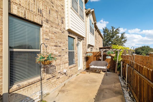 705 Chestnut Hill Drive, Allen, TX 75013