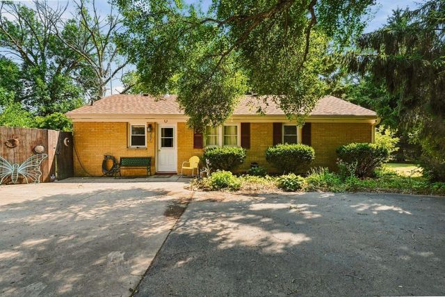 2714 Sunrise ROAD, Racine, WI 53402