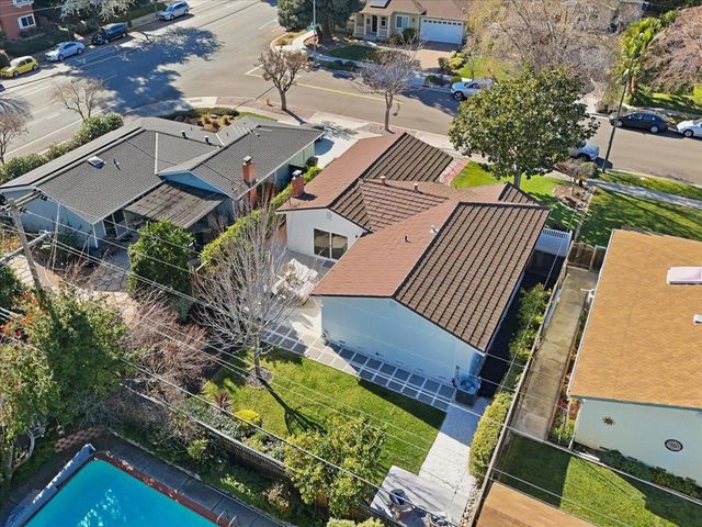 992 Hibiscus Lane, San Jose, CA 95117