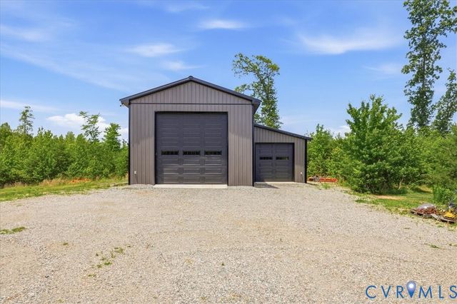 3515 Kool Ln, Powhatan, VA 23139
