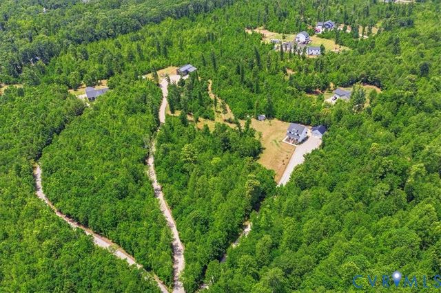 3515 Kool Ln, Powhatan, VA 23139