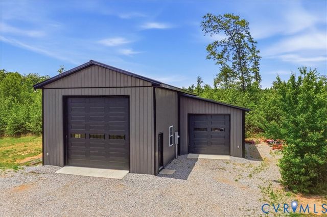 3515 Kool Ln, Powhatan, VA 23139