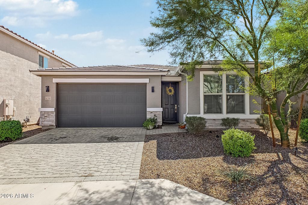 12321 W STELLA Lane, Litchfield Park, AZ 85340