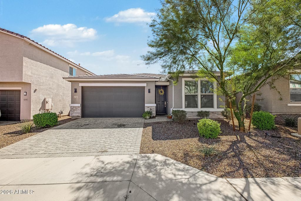 12321 W STELLA Lane, Litchfield Park, AZ 85340 — photo 2