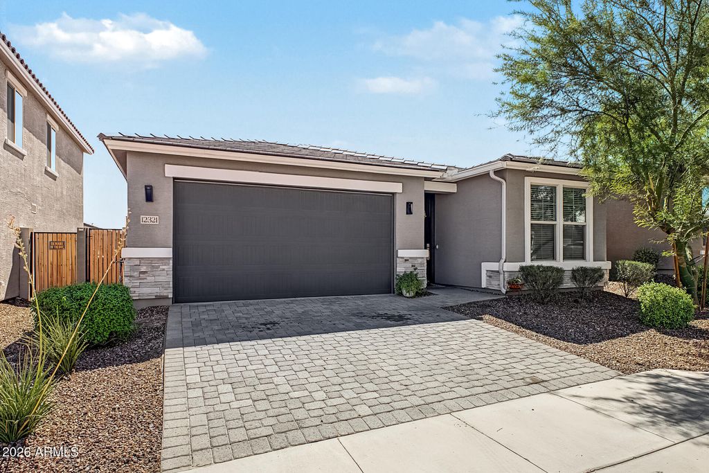 12321 W STELLA Lane, Litchfield Park, AZ 85340 — photo 3