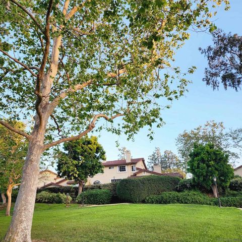 4050 Porte de Palmas 26, San Diego, CA 92122