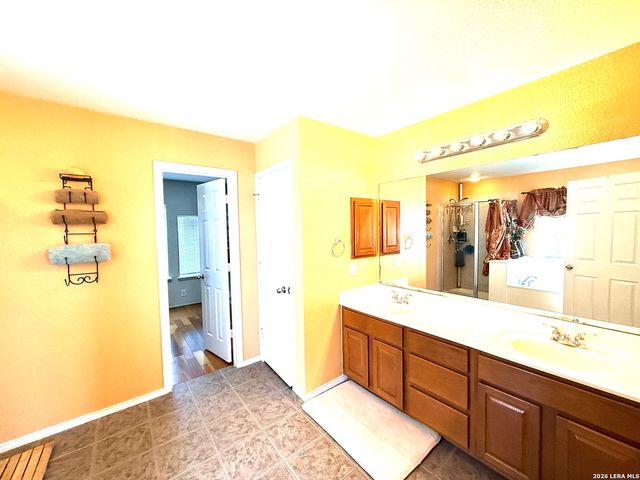 8139 Rockwell Vista, San Antonio, TX 78249