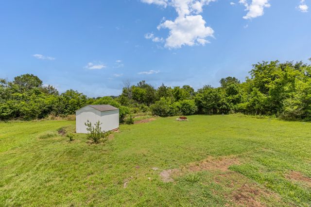 241 Curd Rd, Mount Juliet, TN 37122