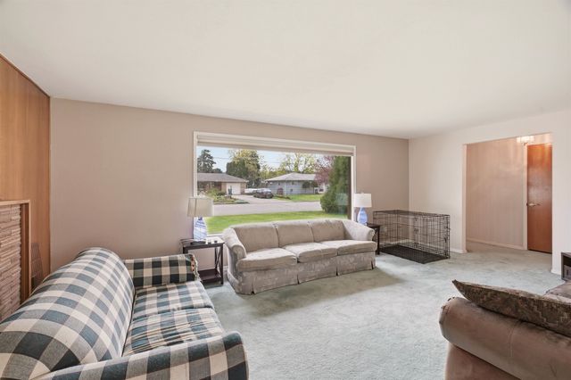 10523 E Springfield Ave Ave, Spokane Valley, WA 99206