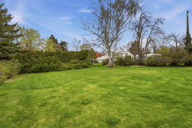 10523 E Springfield Ave Ave, Spokane Valley, WA 99206