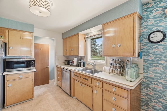 10523 E Springfield Ave Ave, Spokane Valley, WA 99206