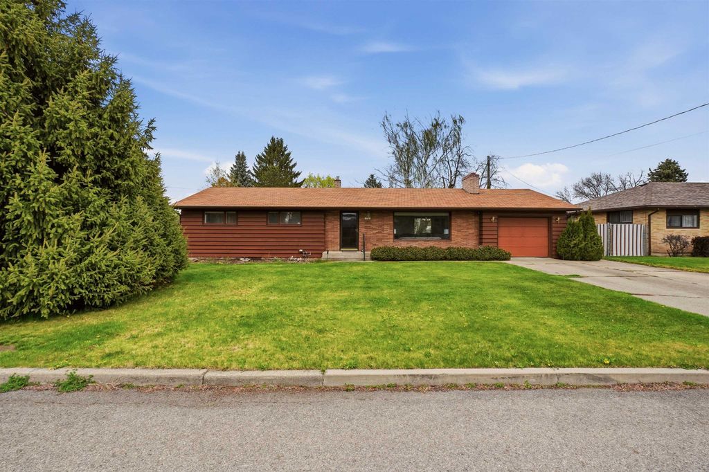 10523 E Springfield Ave Ave, Spokane Valley, WA 99206